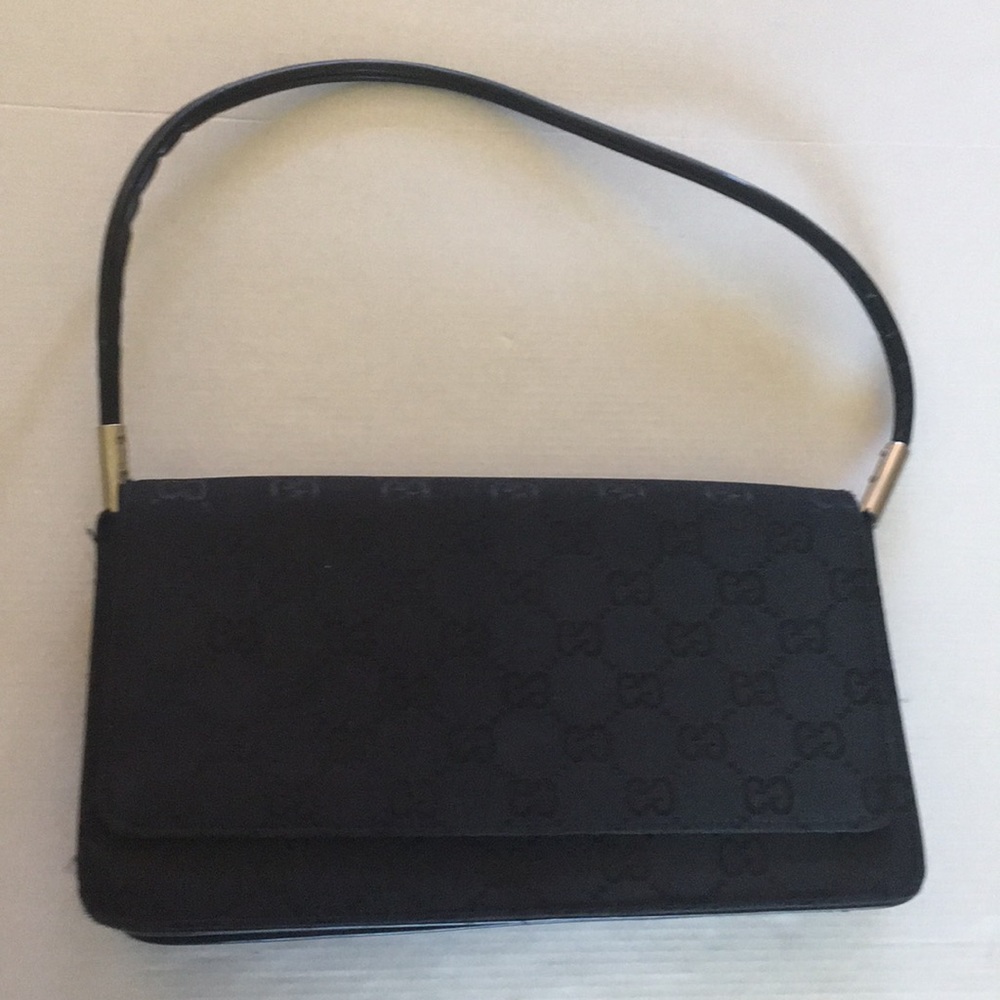 100% authentic Gucci purse for women